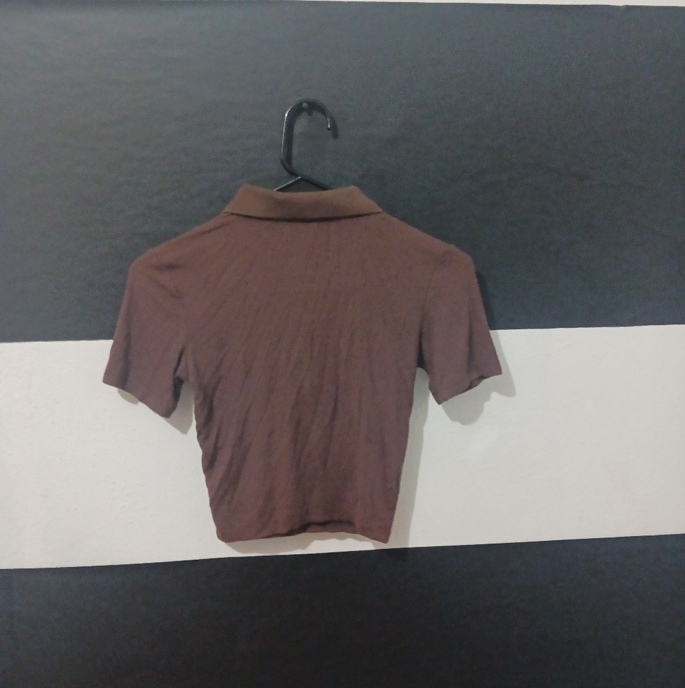 SWS Essentials Women knitted brown collared buttoned crop top - Picture 5 of 8